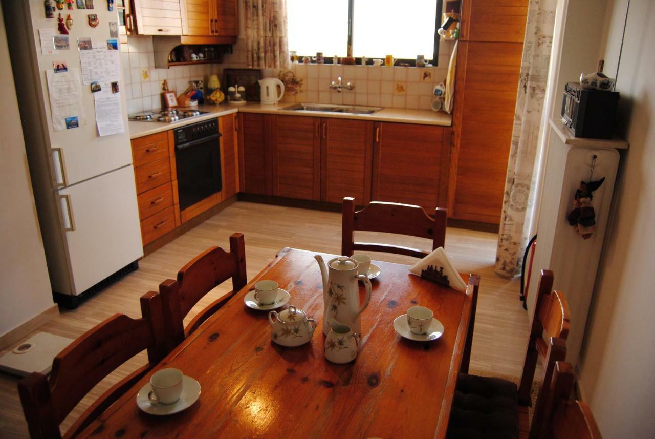 Apartment By The Beach Kalamata Exterior photo